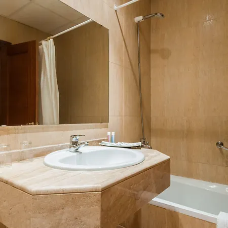 Victoria 3* Linares (Jaen)