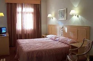 Victoria Hotel